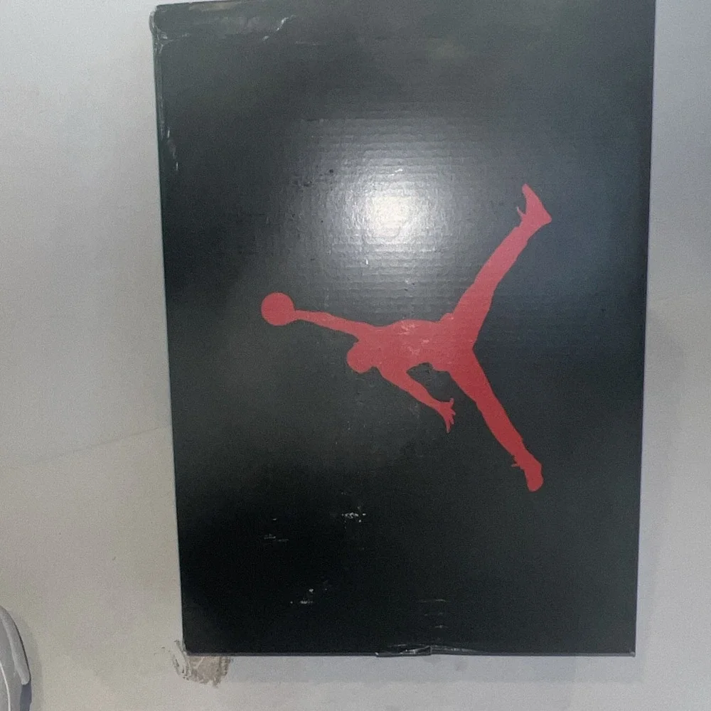 Size 9 - Air Jordan 5 Retro 2026 White Metallic